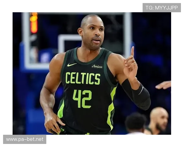 勇士冲击前六势头强劲 太阳渐行渐远难敌附加赛压力 勇士冲击前六势头强劲 太阳渐行渐远难敌附加赛压力