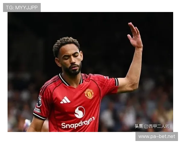 曼联再遭伤病潮十人缺阵后防线告急老倒霉蛋再添新烦忧虑气氛笼罩